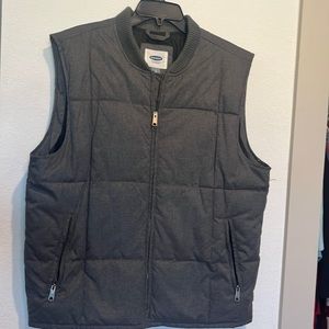 Old Navy Men’s Puffer Vest